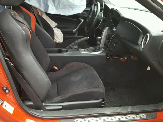 JF1ZNAA1XD1712656 - 2013 TOYOTA SCION FR-S წითელი ფოტო 5