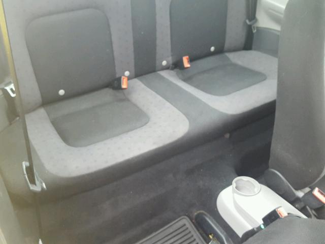 3VWBK21C92M438763 - 2002 VOLKSWAGEN NEW BEETLE 黄色 照片 6