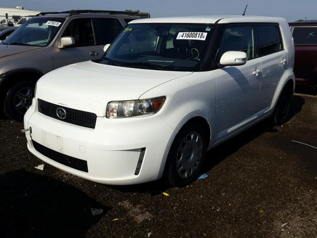 JTLKE50EX81017787 - 2008 TOYOTA SCION XB Weiß Foto 2