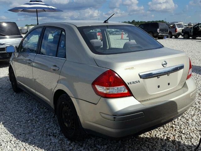 3N1BC11E28L431571 - 2008 NISSAN VERSA TAN photo 3