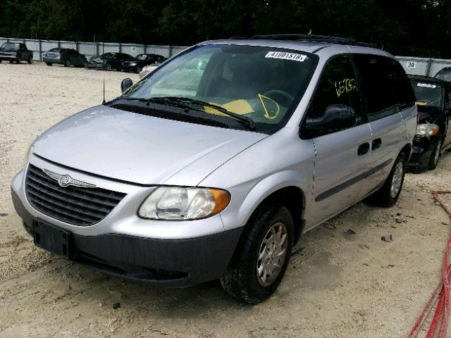 1C4GJ25B62B714238 - 2002 CHRYSLER VOYAGER SILVER photo 2