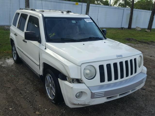 1J8FT48W88D520686 - 2008 JEEP PATRIOT LI WHITE photo 1