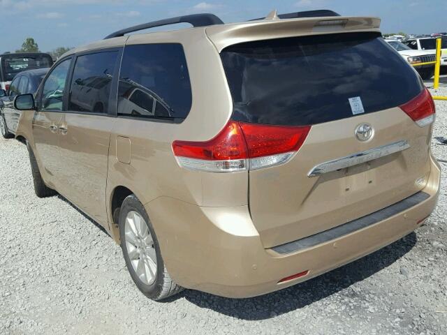 5TDDK3DC9BS021267 - 2011 TOYOTA SIENNA GOLD photo 3