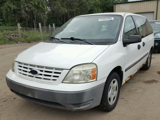 2FTZA546X5BA88903 - 2005 FORD FREESTAR WHITE photo 2