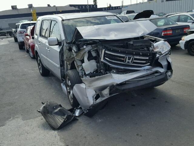 5FNYF3H39FB024647 - 2015 HONDA PILOT SE SILVER photo 1