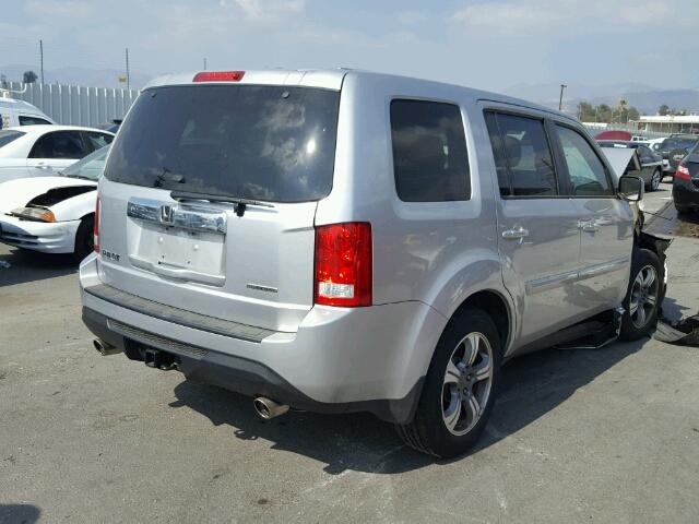 5FNYF3H39FB024647 - 2015 HONDA PILOT SE SILVER photo 4