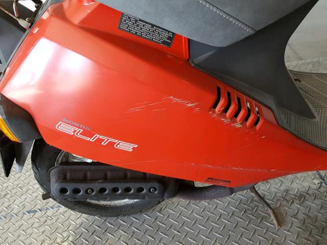 JH2AF1208HS017691 - 1987 HONDA SE50 RED photo 7