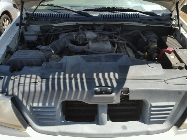 5LMEU88H04ZJ38537 - 2004 LINCOLN AVIATOR 白色 照片 7