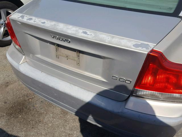 YV1RS61R222113791 - 2002 VOLVO S60 SILVER photo 10