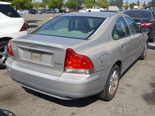 YV1RS61R222113791 - 2002 VOLVO S60 SILVER photo 4