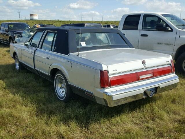 1LNBP96R9GY649677 - 1986 LINCOLN TOWN CAR SILVER photo 3