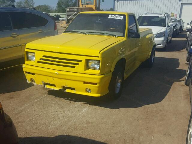 1GTCS14B0E8532446 - 1984 GMC S TRUCK S1 YELLOW photo 2