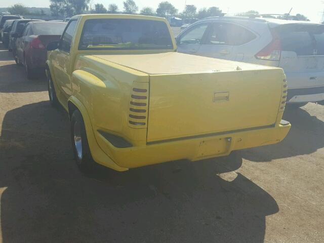 1GTCS14B0E8532446 - 1984 GMC S TRUCK S1 YELLOW photo 3