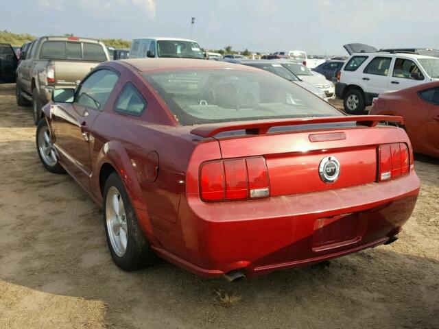 1ZVFT82H755229852 - 2005 FORD MUSTANG RED photo 3