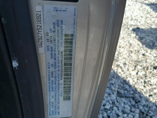 3VWCK21C61M440246 - 2001 VOLKSWAGEN NEW BEETLE 银色 照片 10