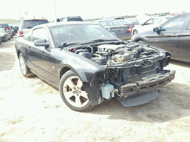 1ZVHT82H975336512 - 2007 FORD MUSTANG BLACK photo 1