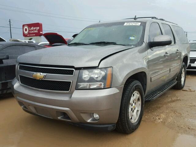 1GNFC26039R264026 - 2009 CHEVROLET SUBURBAN C GRAY photo 2