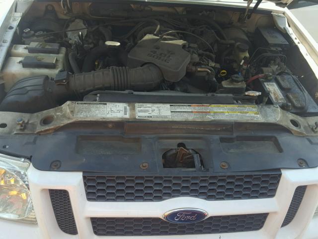 1FMZU67E11UB67960 - 2001 FORD EXPLORER S WHITE photo 7