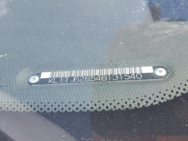 KL1TJ62654B131540 - 2004 CHEVROLET AVEO LS WHITE photo 10