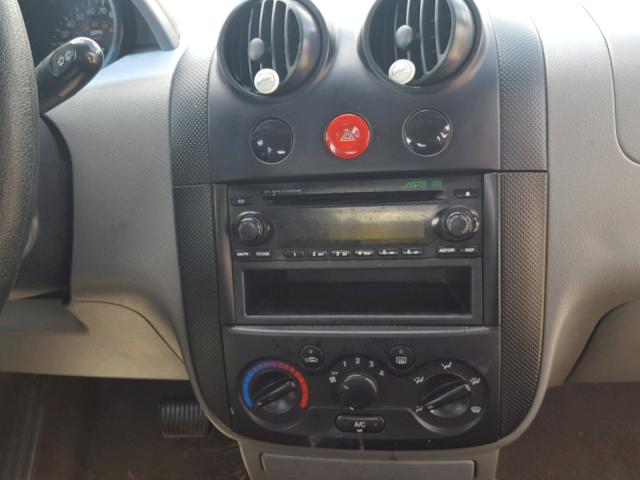 KL1TJ62654B131540 - 2004 CHEVROLET AVEO LS WHITE photo 9