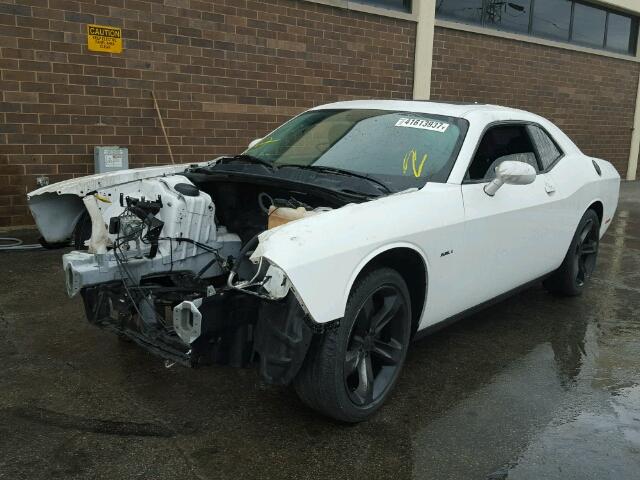 2C3CDZAT2FH702215 - 2015 DODGE CHALLENGER WHITE photo 2