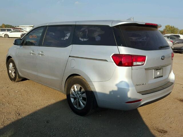 KNDMA5C14F6024940 - 2015 KIA SEDONA L SILVER photo 3