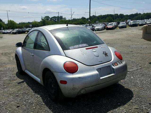 3VWCK21C52M461879 - 2002 VOLKSWAGEN NEW BEETLE ვერცხლისფერი ფოტო 3