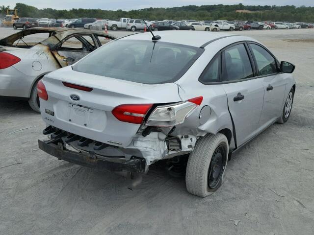 1FADP3E23FL220027 - 2015 FORD FOCUS S SILVER photo 4