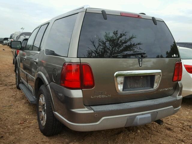 5LMFU27R13LJ14745 - 2003 LINCOLN NAVIGATOR GOLD photo 3