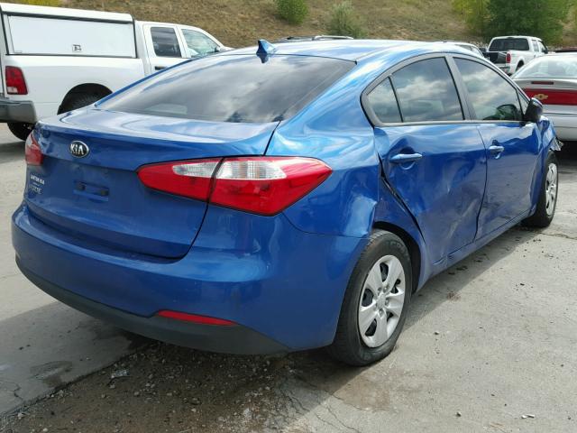 KNAFX4A66F5339709 - 2015 KIA FORTE LX BLUE photo 4