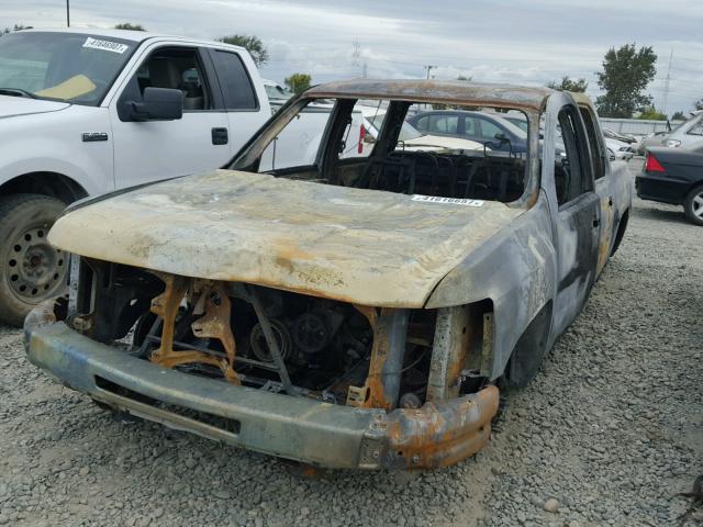 3GCPCSE09BG178675 - 2011 CHEVROLET SILVERADO BURN photo 2