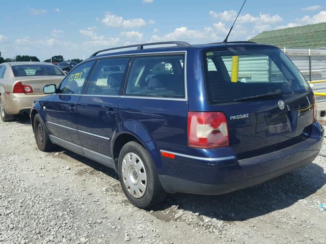 WVWVD63B02E150402 - 2002 VOLKSWAGEN PASSAT GLS BLUE photo 3