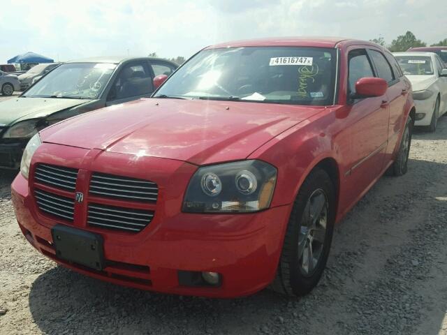 2D4GV57217H728844 - 2007 DODGE MAGNUM R/T RED photo 2