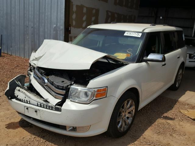 2FMHK6DC7ABA71390 - 2010 FORD FLEX LIMIT WHITE photo 2