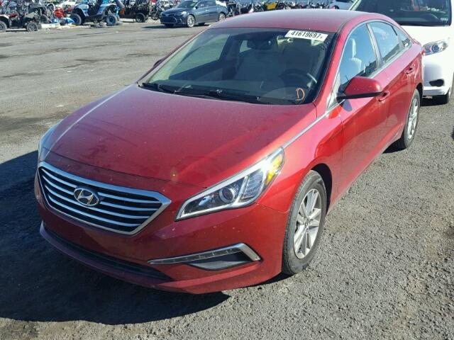 5NPE24AF0FH174995 - 2015 HYUNDAI SONATA RED photo 2