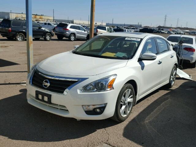 1N4AL3AP8FC188434 - 2015 NISSAN ALTIMA WHITE photo 2