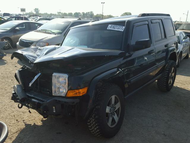 1J8HG48K57C619349 - 2007 JEEP COMMANDER BLACK photo 2