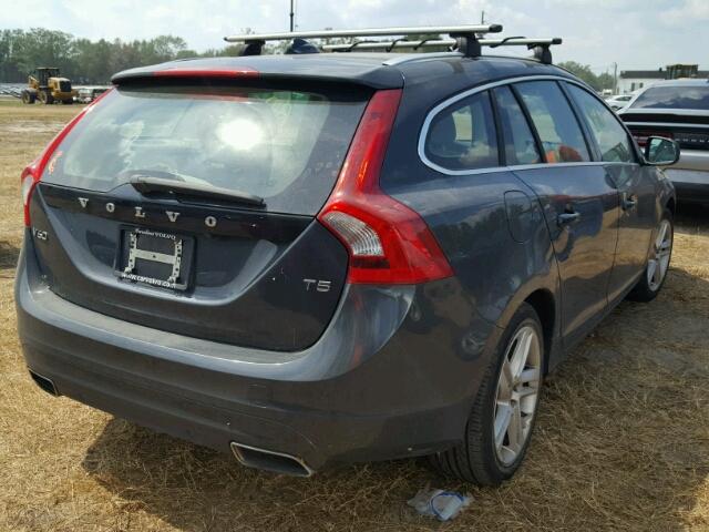 YV140MEKXF1234095 - 2015 VOLVO V60 BLUE photo 4