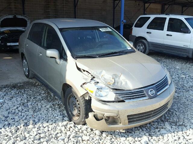 3N1BC11E09L407352 - 2009 NISSAN VERSA S GOLD photo 1