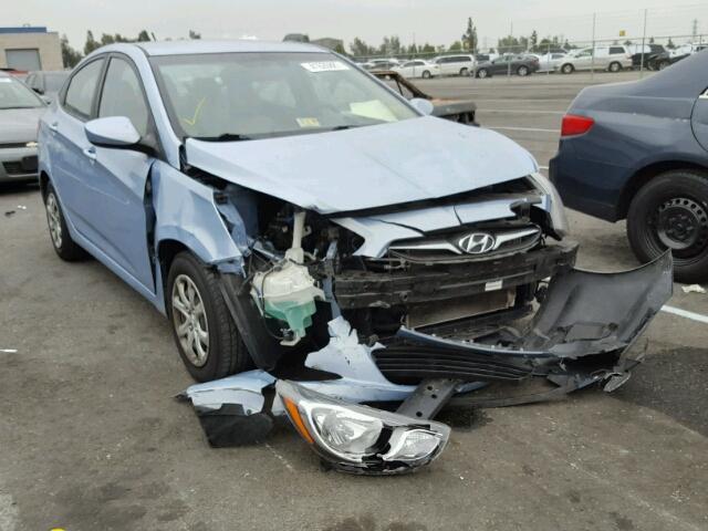 KMHCT4AE9DU556615 - 2013 HYUNDAI ACCENT BLUE photo 1