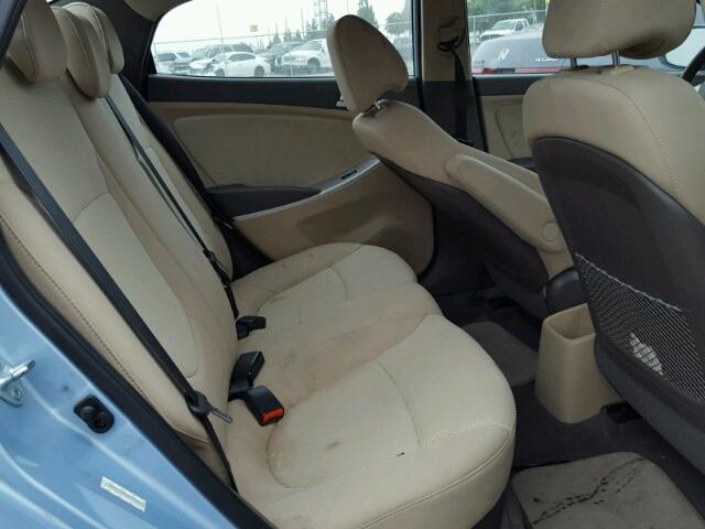 KMHCT4AE9DU556615 - 2013 HYUNDAI ACCENT BLUE photo 6