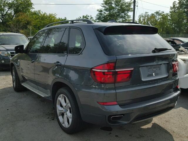 5UXZV8C59CL424597 - 2012 BMW X5 GRAY photo 3