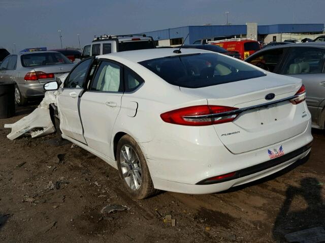 3FA6P0HD9HR211440 - 2017 FORD FUSION SE WHITE photo 3