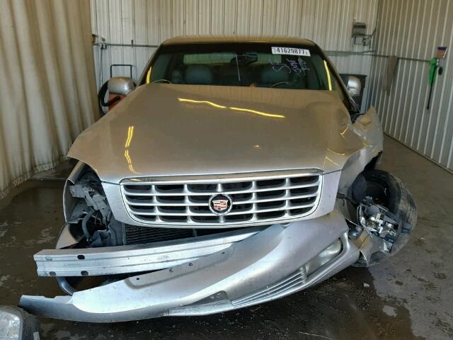 1G6KF57975U185322 - 2005 CADILLAC DEVILLE SILVER photo 9