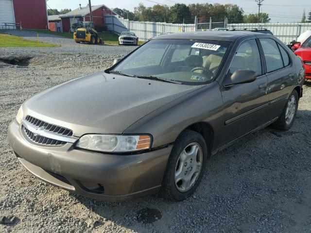 1N4DL01D3YC136682 - 2000 NISSAN ALTIMA XE BROWN photo 2