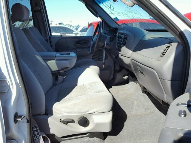 1FTRW07633KD31356 - 2003 FORD F150 WHITE photo 5