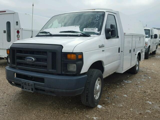 1FDSE3FL5CDB15425 - 2012 FORD ECONOLINE WHITE photo 2