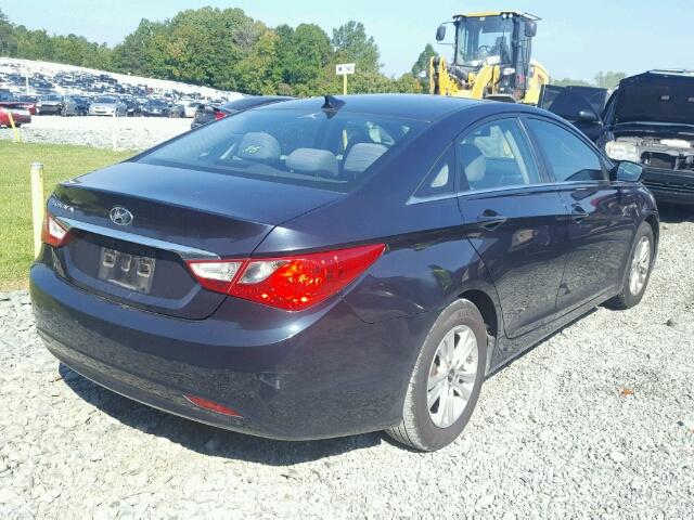 5NPEB4AC5DH760207 - 2013 HYUNDAI SONATA GLS BLUE photo 4