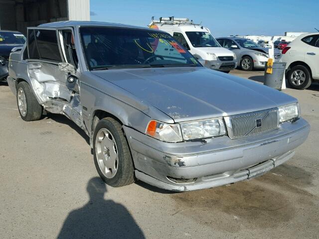 YV1KS960XW1132498 - 1998 VOLVO S90 SILVER photo 1