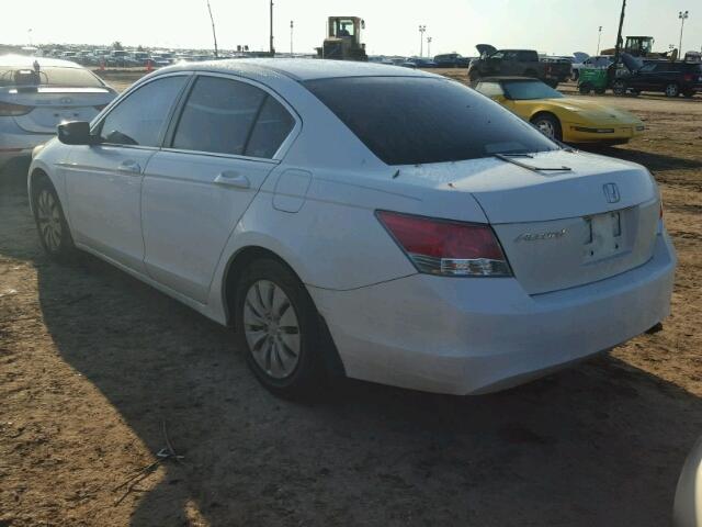 1HGCP26319A195654 - 2009 HONDA ACCORD WHITE photo 3